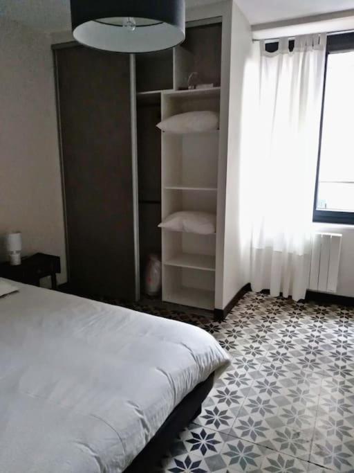 Appartement Appt 56m2 A 4mn Du Palais Jacques Coeur.