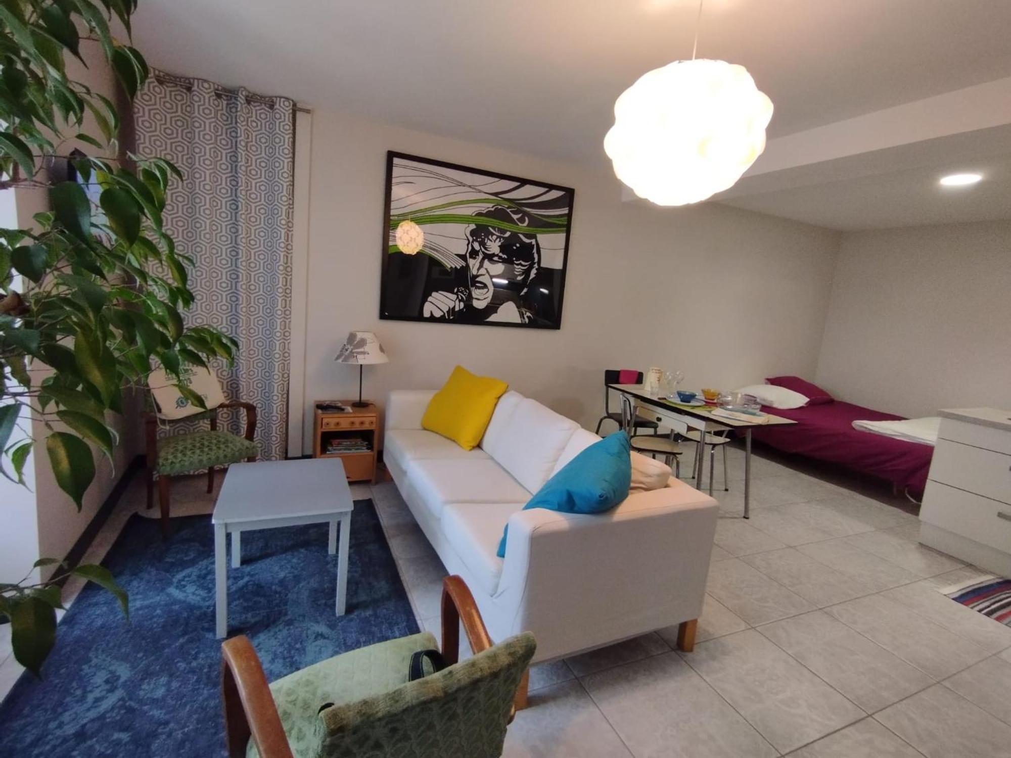 Appt 56m2 A 4mn Du Palais Jacques Coeur. Appartement *